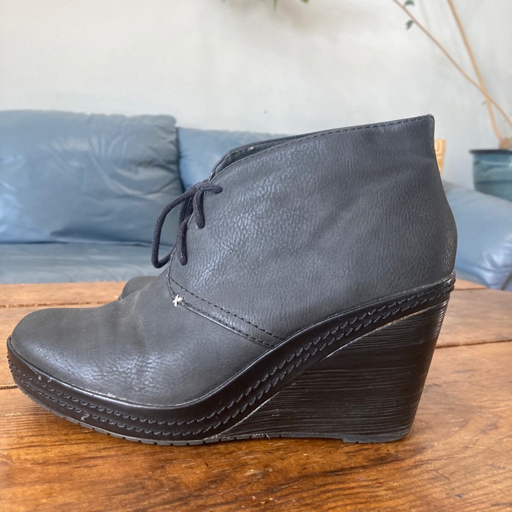Dr scholls wedge booties. Black size 7.5.